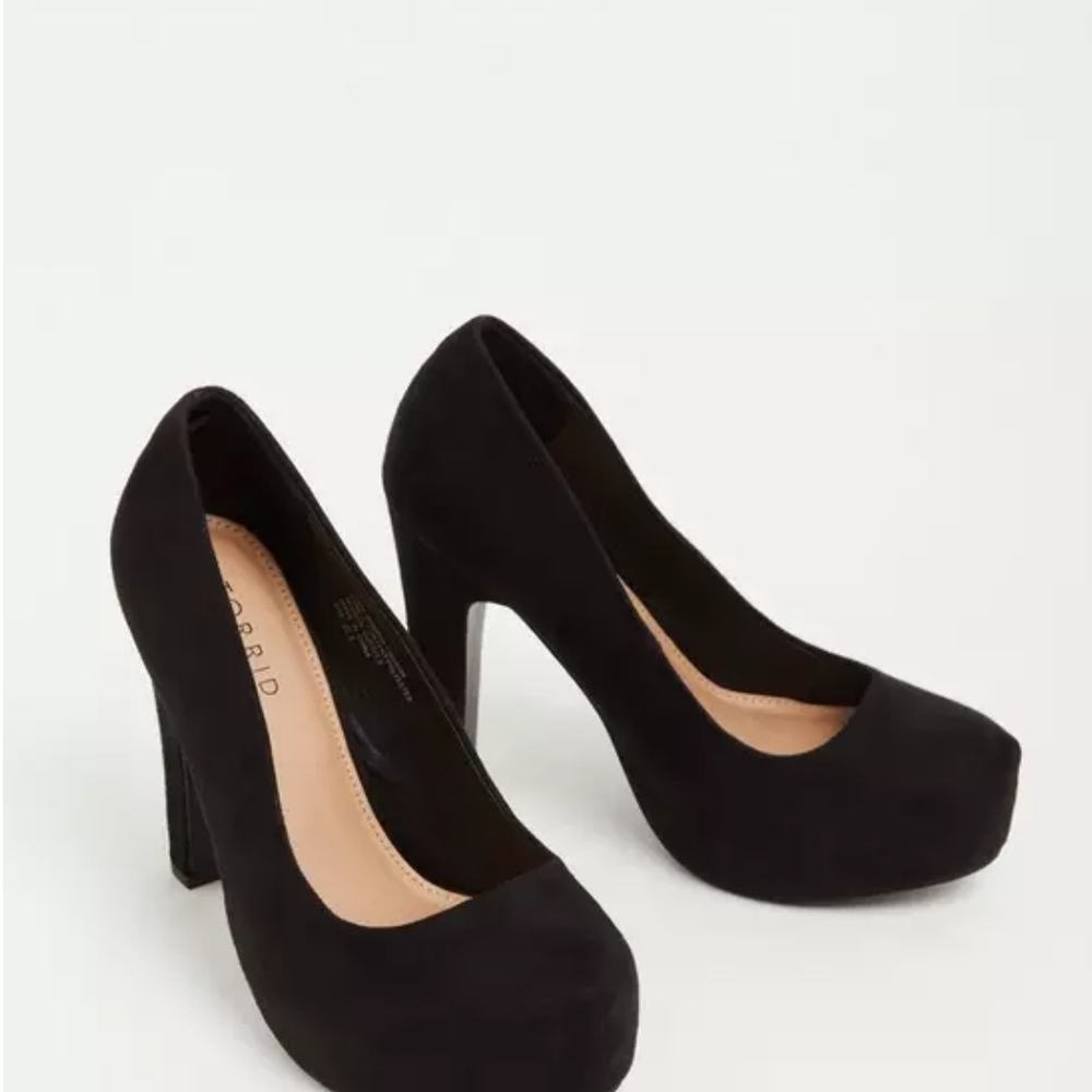 Torrid Black Platform Pumps